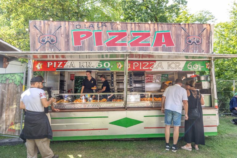 Flying pizza